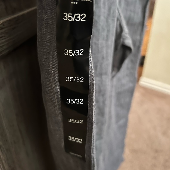 Banana republic gray pants, size 35/32 - Picture 4 of 4